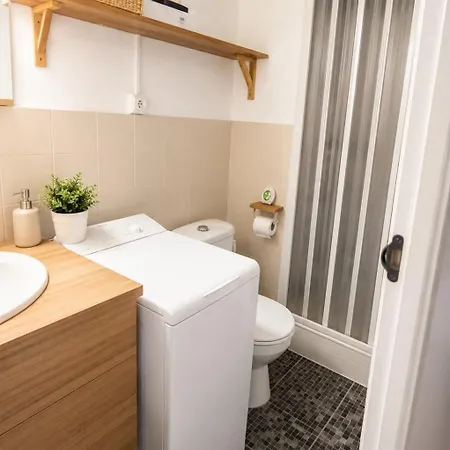 2 Pers, Clim, Wifi, Parking, Lave Linge, Prox Plages * La Grande-Motte